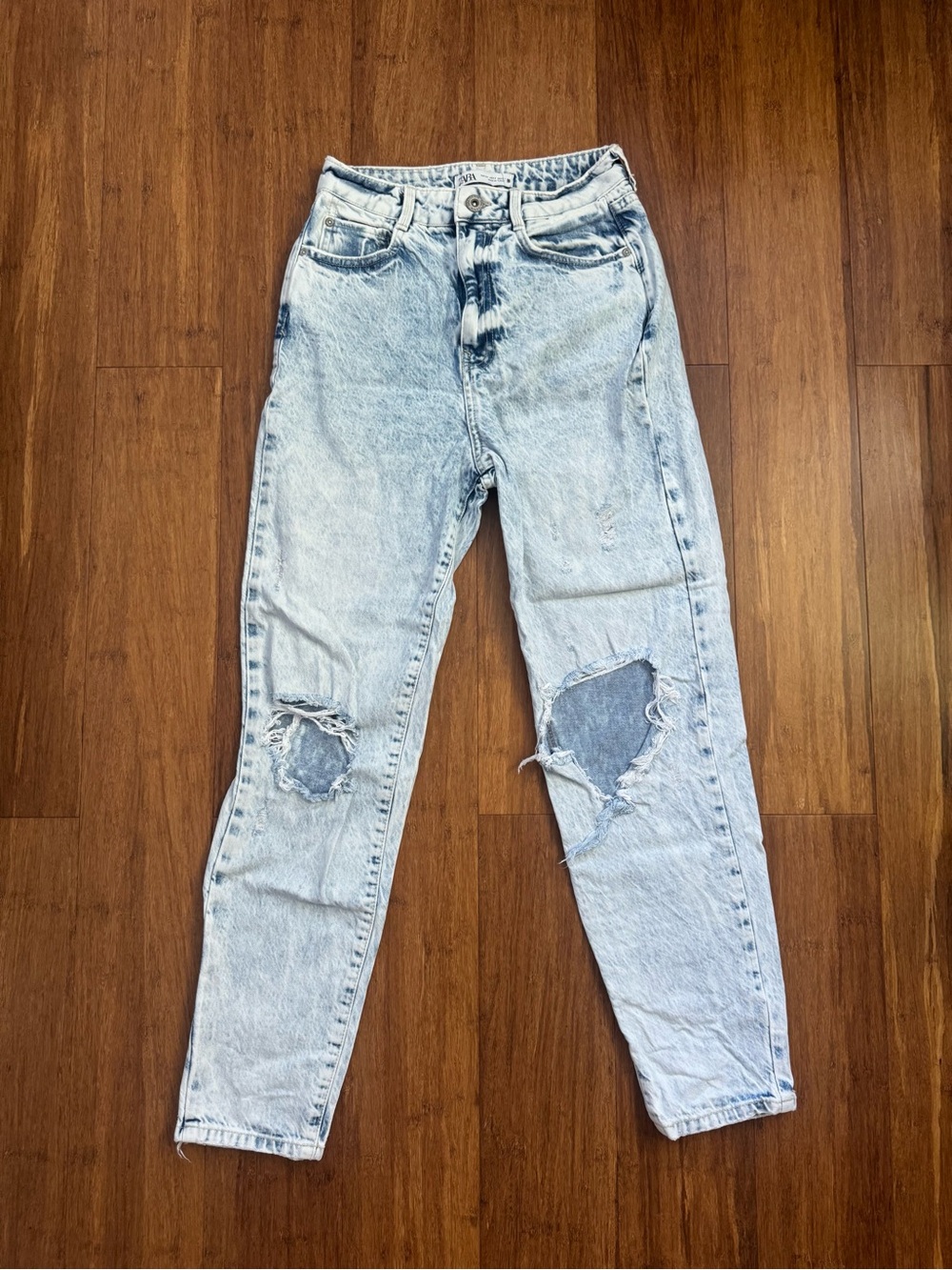Zara light wash jeans